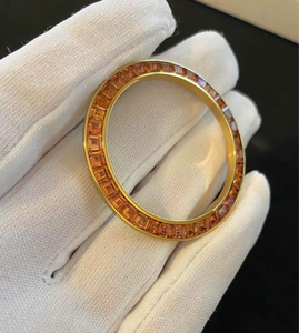 Anillo de Bisel para Reloj de Acero Inoxidable Acanalado Hecho a Mano de Lujo, Marca Luxira Jewels, 40 mm, con Gemas de Rubí, Modelo de Repuesto - Product Image 3