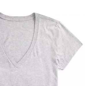 2025 venta al por mayor ropa deportiva casual en blanco cuello en V verano algodón poliéster mujeres camisetas aduana logotipo bordado impresión camisa - Product Image 4