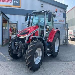 Tractores de Ruedas Usados Massey Ferguson 5S de 85HP con Motor Perkins e Inspección en Video en Venta - Product Image 1