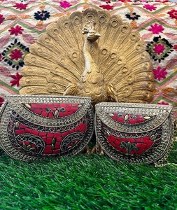 Sacs de soirée en argent faits à la main de créateur de luxe avec mosaïque en laiton et pochette en pierre écologique en métal prêts à être expédiés - Product Image 4
