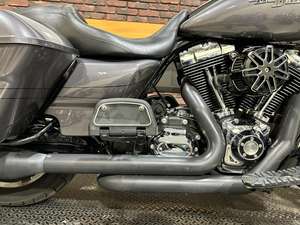 Harley-Davidson Usada del 2014 ®   FLHXS - Street Glide ®   Oferta especial disponible para la venta - Product Image 3