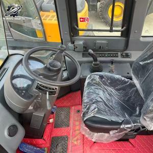 Chargeuse sur pneus SDLG956F d'occasion, 17 tonnes, godet de 2,8 m³, marque chinoise d'origine, engin de construction d'occasion, faible nombre d'heures, certifiée CE - Product Image 6