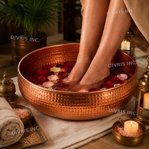 Bassin de pédicure moderne en cuivre martelé écologique, cuve de spa de luxe pour bain de pieds - Product Image 3