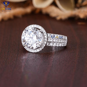 แหวนทองคำขาวประดับเพชรทรงกลมขนาด1.81 TDW พร้อมด้วยหิน/แหวนที่มีสัมผัสถึงความเย้ายวนใจ/สี EF-VS - Product Image 2