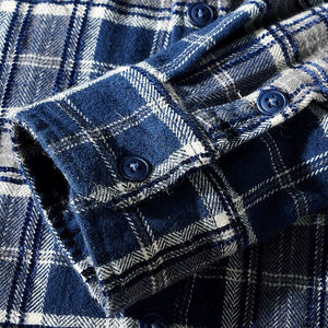 Camisa de franela azul superventas para esquí y snowboard de manga larga con cuello de polos y ojales estampado de logotipo personalizado - Product Image 4