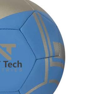 Balón de entrenamiento de fútbol de Next Tech Industries, material de PU para fines de entrenamiento con diseño personalizado y logotipo personalizado - Product Image 3