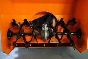 Robot quitanieves con control remoto, barredora de nieve con motor para una limpieza invernal conveniente, garantía de 5 años - Product Image 4