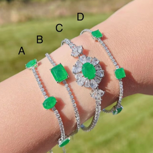 Floral Halo Emerald Bracelet Vibrant Vert Néon Glow Design De Luxe Argent Réglage Mai Pierre De Naissance Bijoux Cadeau Pour Elle - Product Image 1