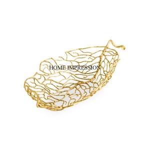 Alambre de metal resistente chapado en oro de alta calidad hecho con forma de hoja de diseñador Tazón de calidad de alto estándar de la India a un precio impresionante - Product Image 1