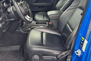 WRANGLER Unlimited Rubicon 392 4x4 2021, Bajo Kilometraje, Motor en Excelente Estado, Transmisión Automática, Techo Panorámico, Luces LED, Listo para Enviar - Product Image 2