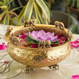 IndianArtVilla Pot décoratif en laiton pur gaufré avec statue d'éléphant-Brassware antique Home Decor - Product Image 5