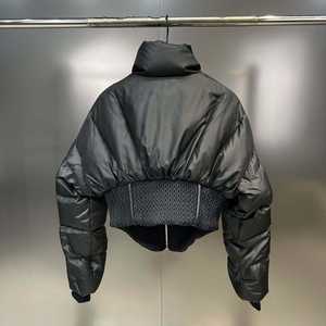 Veste matelassée d'hiver personnalisée la plus populaire, unisexe, avec matelassage fantaisie, logo sur le devant, capuche, coupe-vent, respirante - Product Image 2