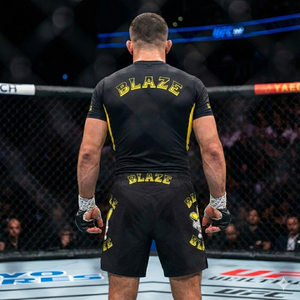 Conjunto de Uniforme de Boxeo Personalizado para Hombre, Camiseta de Compresión + Pantalones Cortos Elásticos, Transpirables y de Secado Rápido para MMA, Jiu Jitsu y Grappling - Product Image 4