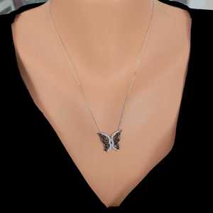 Collier papillon en argent sterling 925 avec technologie d'incrustation de pierres blanches serties clos - Product Image 1
