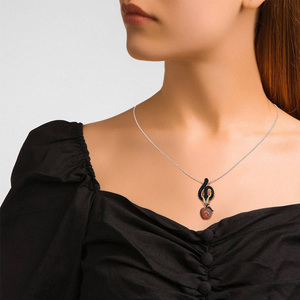 สร้อยคอเงินแท้รูปงูผลไม้ต้องห้ามและแอปเปิ้ลจาก Jeulia - Product Image 6