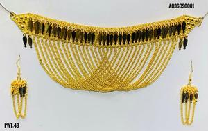 Conjunto de joyas de Latón chapado en oro de diseño árabe clásico de estilo caliente para mujeres y bebés con cadena de eslabones y pendientes - Product Image 1