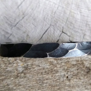 Bracelets en acier forgé à la main pour hommes, conception OEM personnalisée, taille adulte/Bracelets en acier forgé à la main de haute qualité - Product Image 4