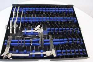 Ensemble de rétracteurs de colonne vertébrale Med Innovation Spine Black Belt, boîte stérilisée, système de rétracteurs chirurgicaux pour chirurgie de la colonne vertébrale lombaire - Product Image 2