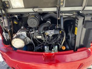 LIVRAISON GRATUITE Mini-excavatrice TAKEUCHI TB240, moteur diesel 35 CV, chenilles ouvertes, marche au ralenti automatique, homologué EPA CE, hydraulique auxiliaire, 2 vitesses, PLC - Product Image 5