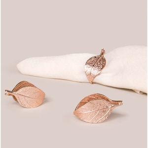 Design de luxe Table Réglage Rond De Serviette Feuille D'automne Ronds De Serviette En Acier Inoxydable Avec Finition Or Rose Clip De Serviette Porte-Mouchoirs - Product Image 1