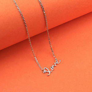 Collier pendentif tendance en or rose avec diamant, lettre, plaqué rhodium, perle d'eau douce et zircon - Product Image 4