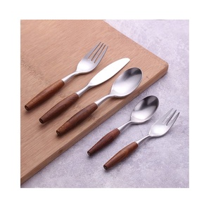 Juego de Cubiertos de mesa de comedor para boda hecho a mano, precio de fabricante, venta al por mayor, juego de cubiertos de Metal de viaje reutilizable, vendedor caliente - Product Image 5