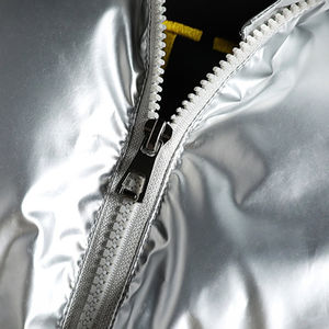 Vêtements d'extérieur Veste imperméable personnalisée pour hommes Vestes d'hiver matelassées brillantes, chaudes et épaisses pour hommes - Product Image 2