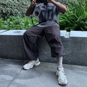 Fabricant de tricots de haute qualité, logo personnalisé OEM ODM, motif streetwear, impression, pull à manches courtes, tricot côtelé pour homme - Product Image 5