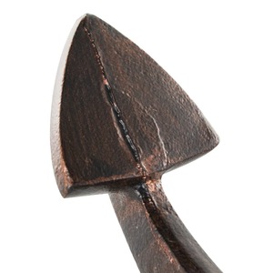 Le centre de table en métal fabriqué à la main ajoute une élégance artistique et un style moderne, ce qui en fait un accent parfait pour une décoration intérieure luxueuse - Product Image 3