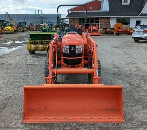 รถแทรกเตอร์ L3560 2013 Kubota-37แรงม้าดีเซล-รถแทรกเตอร์อเนกประสงค์ขนาดกะทัดรัด-อุปกรณ์ส่งแบบไฮโดรสแตติกสำหรับฟาร์มและทรัพย์สิน - Product Image 1