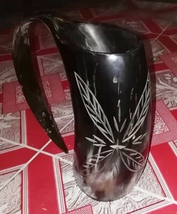 Tasse Viking à boire en corne de buffle faite à la main avec style religieux pour les fêtes et les toasts, artisanat naturel - Product Image 2