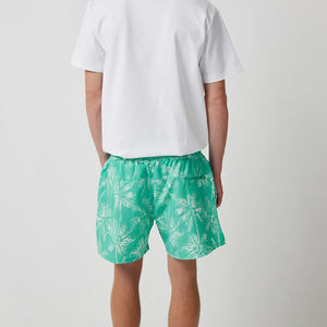 Vente en gros sur mesure OEM Shorts à sublimation pour hommes avec des matériaux de haute qualité, des couleurs personnalisées, de la taille et du logo Shorts stylés pour hommes - Product Image 3