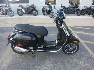 NUOVO Scooter-Motorino <span class=keywords><strong>Vespa</strong></span> <span class=keywords><strong>GTS</strong></span> <span class=keywords><strong>300</strong></span> 2026 - Product Image 6