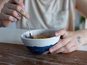 Elegante Tazón de Cerámica con Diseño Moderno, Ideal para Servir en la Mesa, Tazón de Cerámica Resistente para Cocinar a Diario - Product Image 4