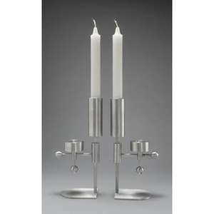 Bougeoir en acier inoxydable élégant et durable avec une finition de qualité supérieure et un charme vintage pour une décoration intérieure élégante - Product Image 6