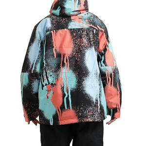 Chaqueta de Esquí Impermeable y Cortavientos para Hombre con Aislamiento Térmico, Perfecta para Snowboard y Deportes de Invierno - Product Image 2