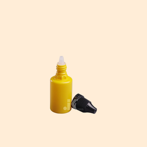 LDPE Embalaje Botella de líquido redonda 20 ml Amarillo Blanco Fábrica de Vietnam Venta al por mayor OEM/ODM mejor calidad M0313 - Product Image 1