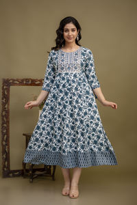 Vestido Anarkali Kurti Largo de Primera Calidad, Bordado con Lentejuelas, Trabajo Artesanal, Fabricante Indio - Product Image 3