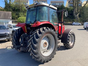 Tracteur agricole 4x4 Massey Ferguson 5460 70 CV à transmission par engrenages, haute productivité, vente en gros - Product Image 2