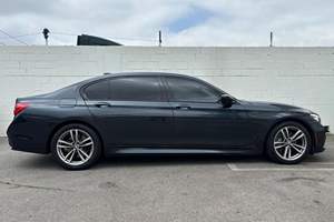 BMW 740I 2016 USADO, Volante a la Izquierda/Derecha - Product Image 3