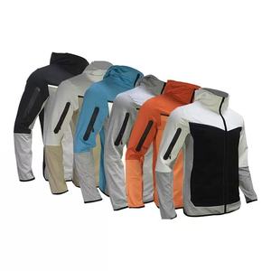 Vente en gros de survêtements réfléchissants coupe-vent XL pour hommes, marque personnalisée, entraînement de jogging de grande taille pour le printemps avec logo - Product Image 5