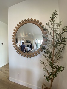 Miroir de salle de bain en bois fait main Art déco avec épaisseur et bordure personnalisables - Product Image 4