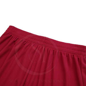 ชุดฟุตบอลสองชิ้นสำหรับผู้ใหญ่100% ผ้าโพลีเอสเตอร์ระบายอากาศได้ดีน้ำหนักเบา - Product Image 3