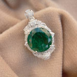 จี้เพชรโมอิสสีเงินและสีเขียวมรกตประดับห้องแล็บสุดหรูของ925 - Product Image 6