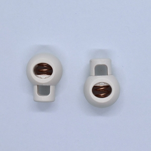 Cordon de serrage écologique en plastique recyclé Mapka Reborn, élastique, pour bagages, avec bouton de réglage en forme de boule ronde - Product Image 4