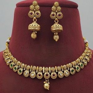 Conjunto de Collar y Aretes con Piedras Chapadas en Oro de la Mejor Calidad, Estilo Simple, para Bodas y Fiestas, Colección para Mujer - Product Image 1