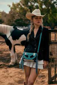 กระเป๋าหนังสะพายข้างสไตล์ตะวันตก ลายสลักดอกไม้ สายสะพายทำมือ  กระเป๋าสะพายไหล่  กระเป๋าใส่ของมีค่า - Product Image 6