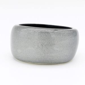 Nouveau design Bijoux en résine stylés pour femmes et filles Bracelets en résine colorés Bracelets à breloques avec motifs spéciaux - Product Image 3