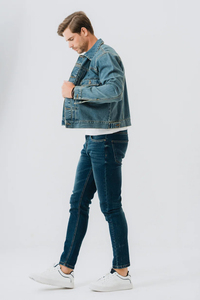 Chaquetas de mezclilla de algodón para hombre Chaquetas y abrigos Ropa de hombre Chaqueta de mezclilla de alta calidad personalizada de talla grande para hombres Servicio OEM - Product Image 4