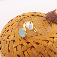 Bijoux de mariage perle d'eau douce naturelle amazonite brute double pierre bague réglable en laiton plaqué or déclaration anneaux cercle ouvert